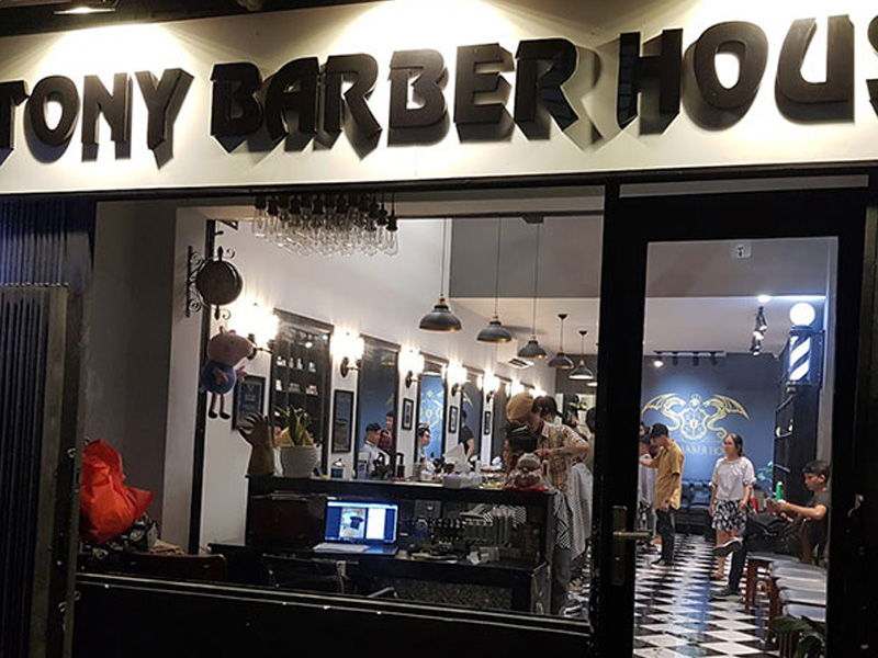 Tiệm cắt tóc nam Tony Barber House