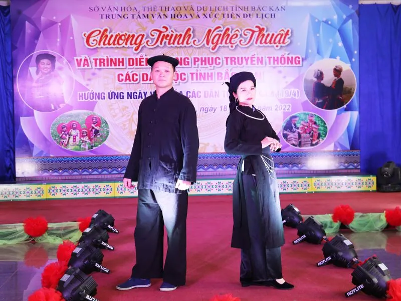 trang phục dân tộc Tày 