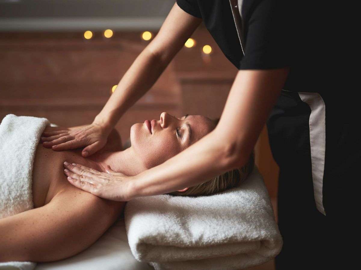 Massage và kết hợp tập luyện 
