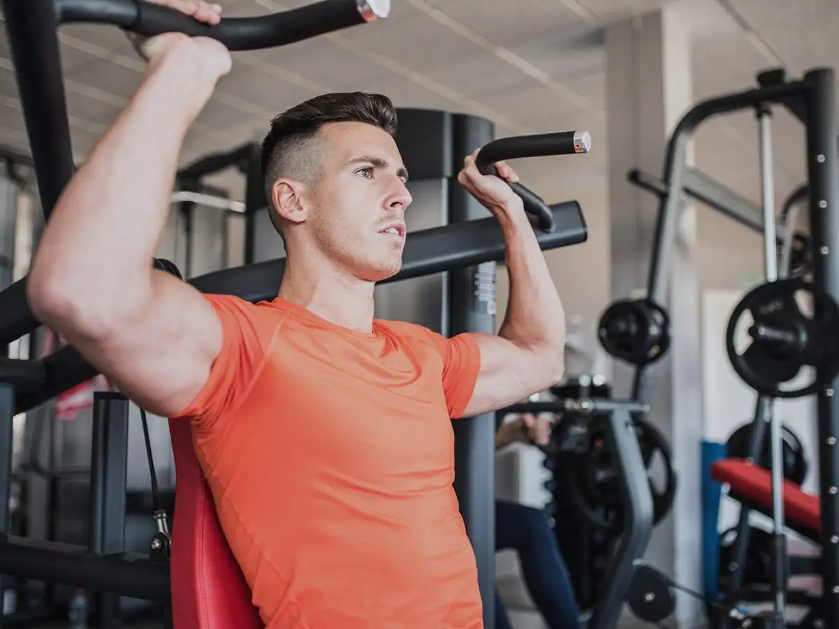 Bài tập Overhead Shoulder Press 