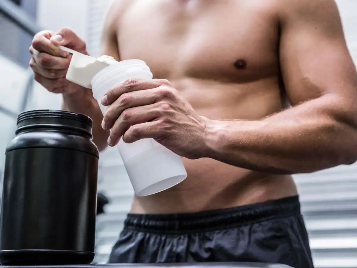 Whey Protein là nguồn cung cấp protein giàu axit amin cần thiết cho quá trình tăng cơ