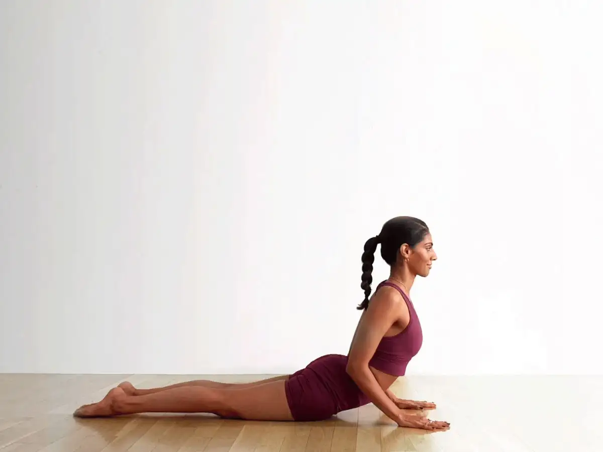 Tư thế rắn hổ mang (Bhujangasana)