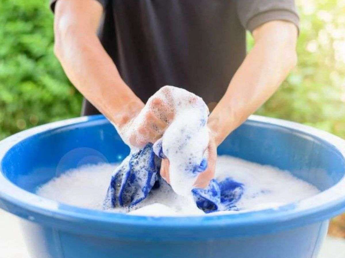 Giặt tay áo thun trong lần giặt đầu tiên