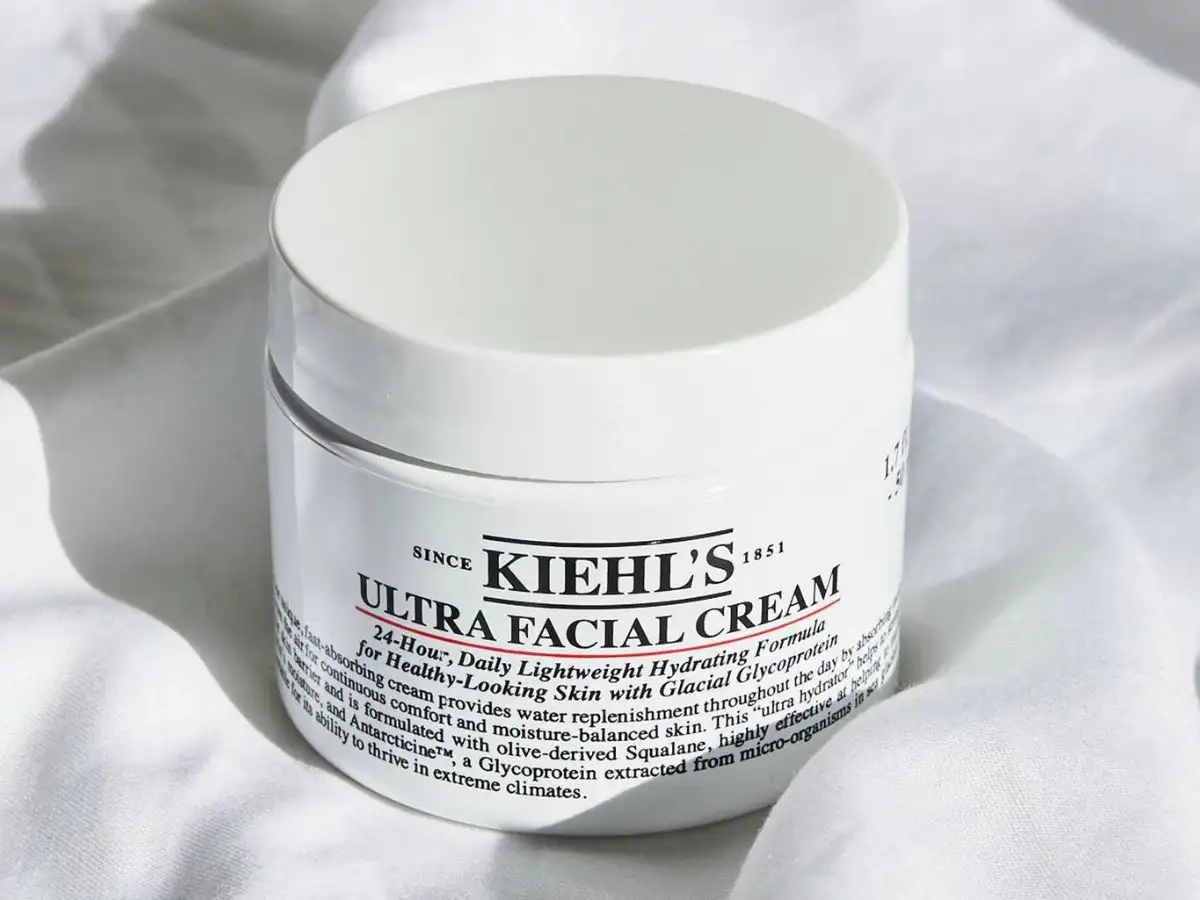 Kiehl’s Ultra Facial Cream dưỡng ẩm sâu, không gây bí da