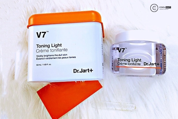 Dr.Jart+ V7 Toning Light - Mỹ phẩm trị nám Hàn Quốc tốt cho da