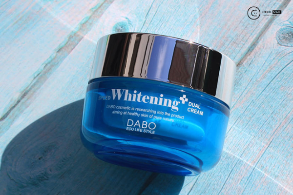 Nhờ vào các chiết xuất đến từ dịch ốc sên, mỹ phẩm trị nám Hàn Quốc Dabo Speed Whitening Cream có tác dụng làm đẹp rất hiệu quả