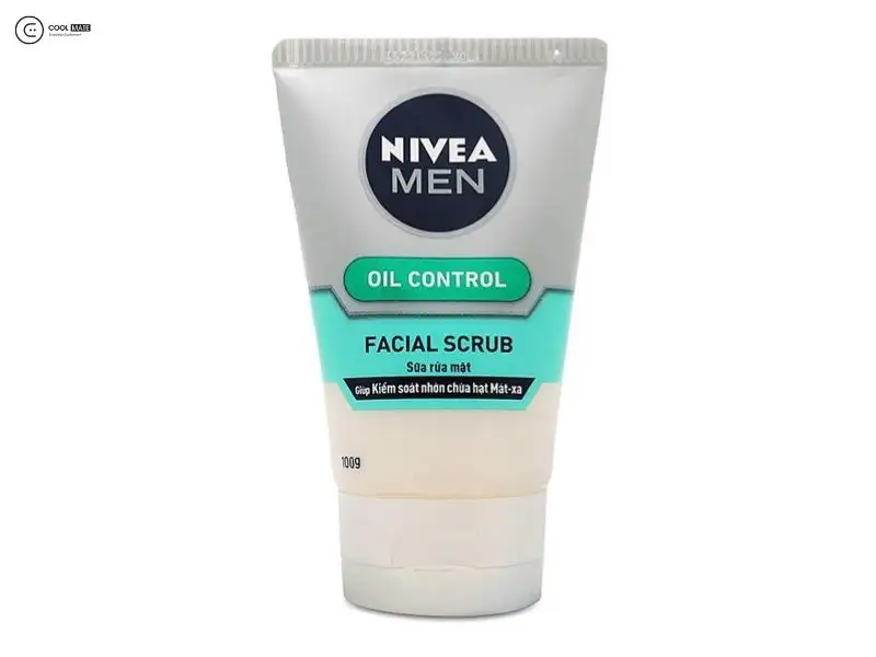 Sữa rửa mặt không ăn nắng cho nam Nivea Men Oil Control Facial Scrub