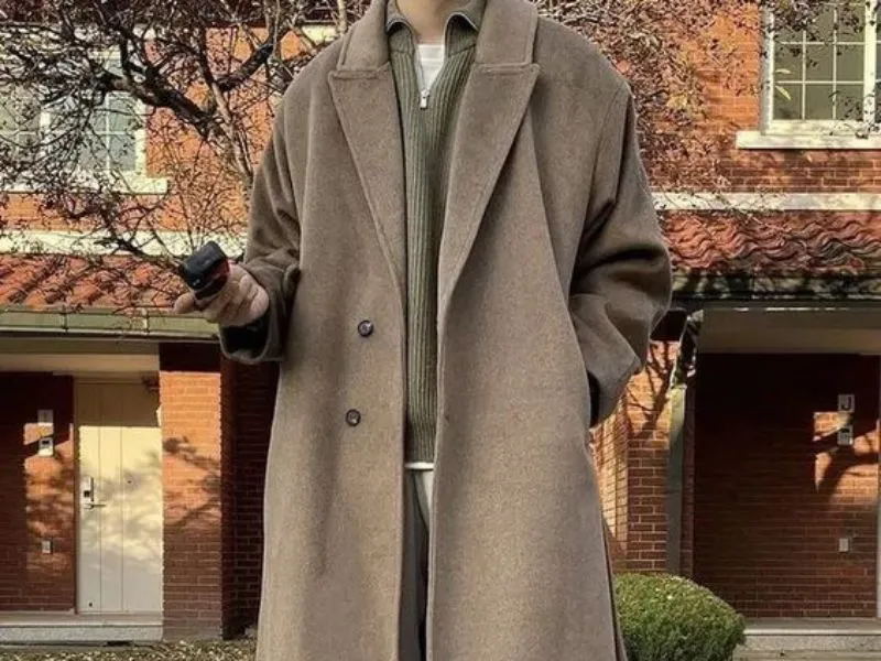 Áo len mongtoghi phối cùng áo coat