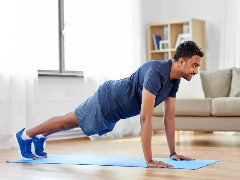 Alternate Push-ups Hold