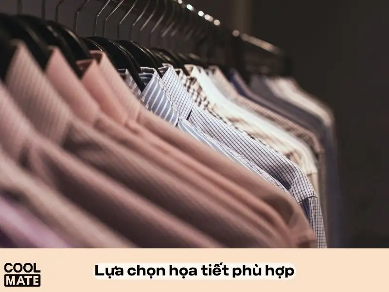 Lựa chọn họa tiết áo sơ mi phù hợp cho người béo bụng