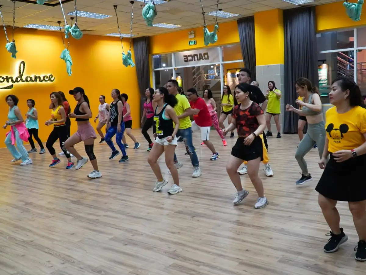 Lớp học Zumba tại Saigon Dance