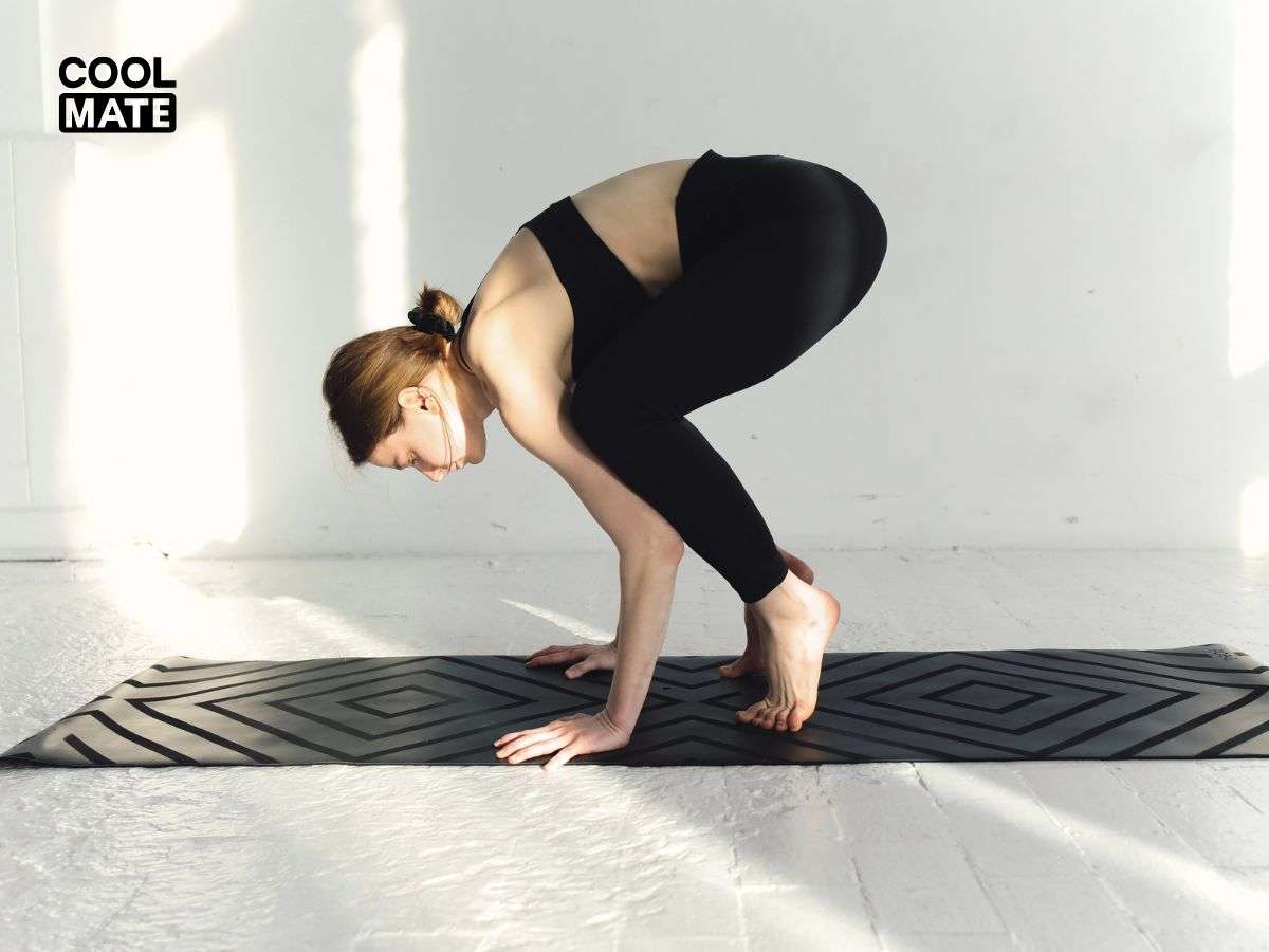 yoga tư thế con quạ