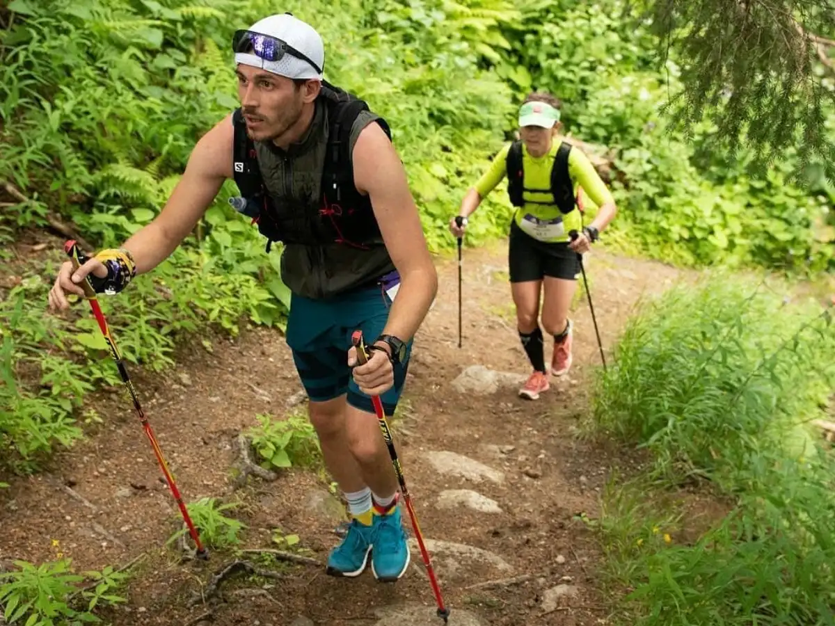 Kính chạy trail 