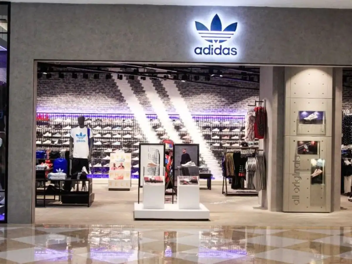 Adidas Hà Nội