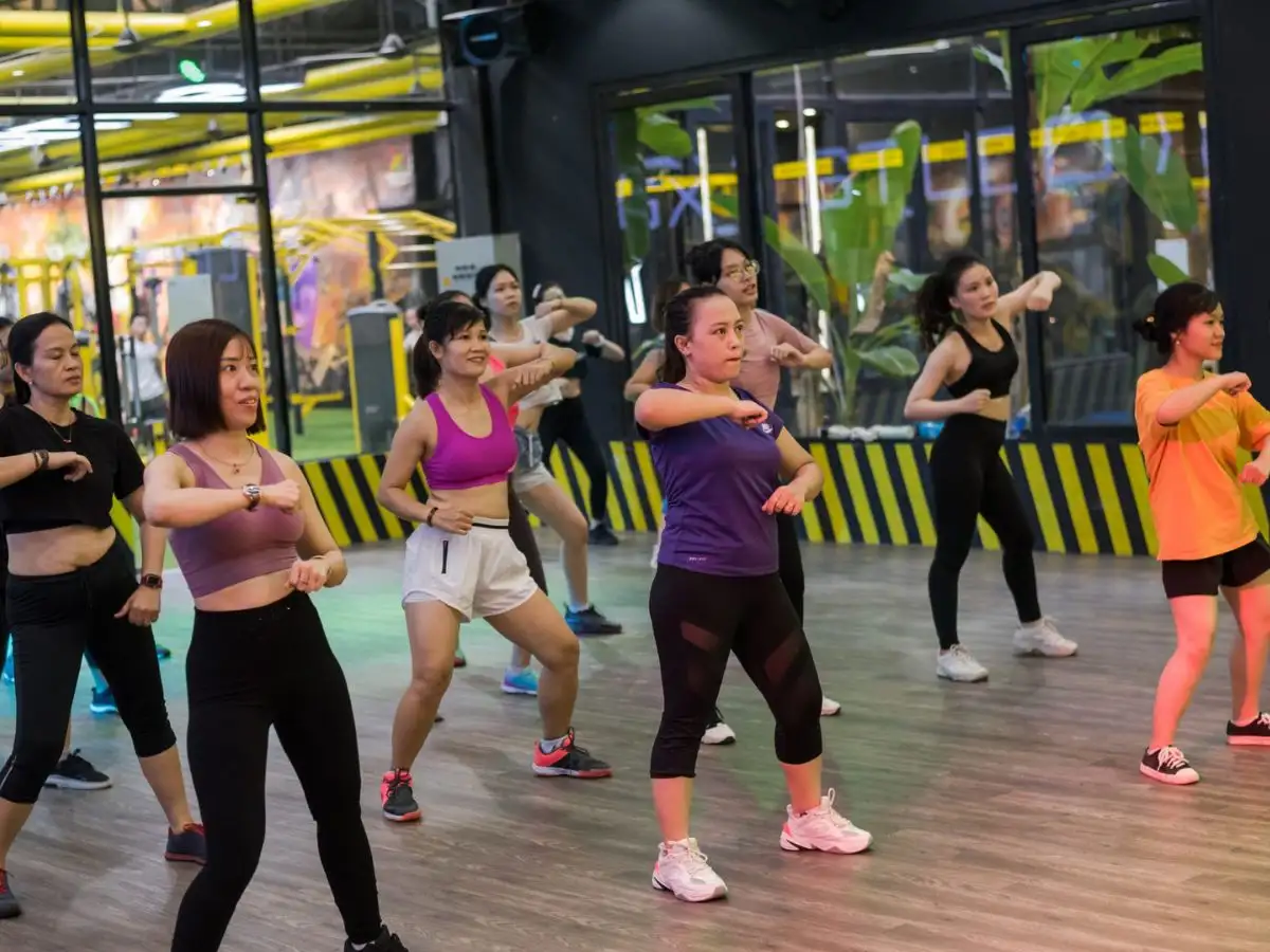 Lớp học Zumba tại Công viên 29/3