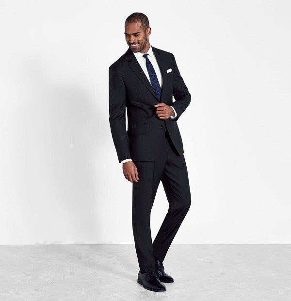 Phần lớn phái mạnh đều lựa chọn suit linen màu đen