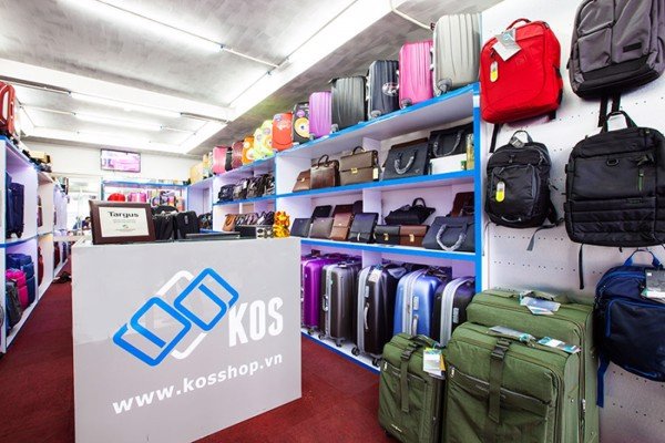 KOS Shop là nơi cung cấp các sản phẩm đến từ nhiều thương hiệu thời trang nổi tiếng