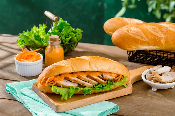Bánh mì là món ăn sáng tiện lợi phổ biến nhất Việt Nam
