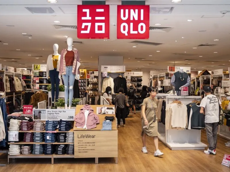 Cửa hàng Uniqlo