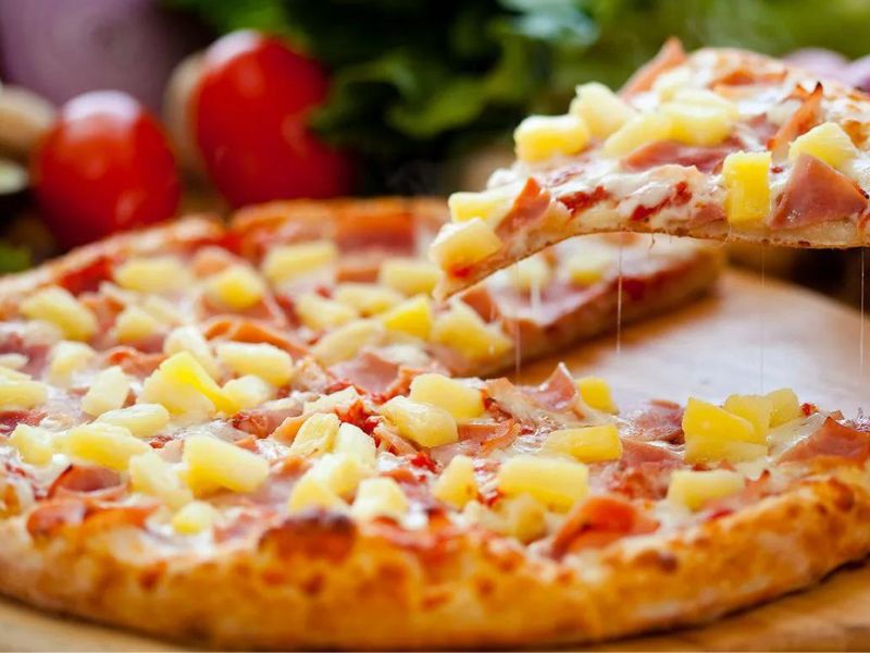 Với người Ý, ăn pizza dứa chắc chắn là một “beige flag” điển hình