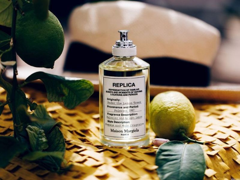 Replica Under The Lemon Trees là một chai nước hoa hương trà rất đáng để sử dụng