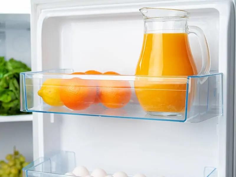 Các loại nước ép trái cây để trong tủ quá lâu có thể bị biến chất
