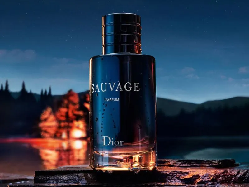 Nước hoa hẹn hò nam Dior Sauvage EDT 