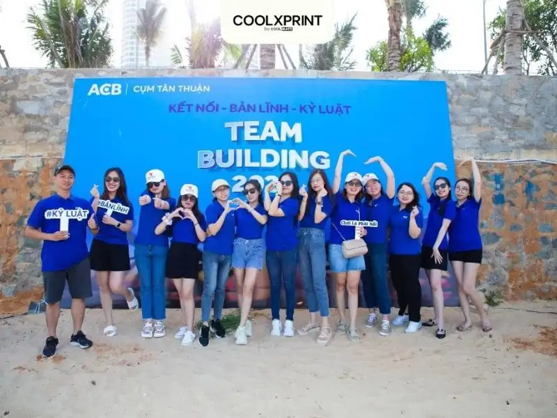 Mẫu áo team building ngân hàng ACB