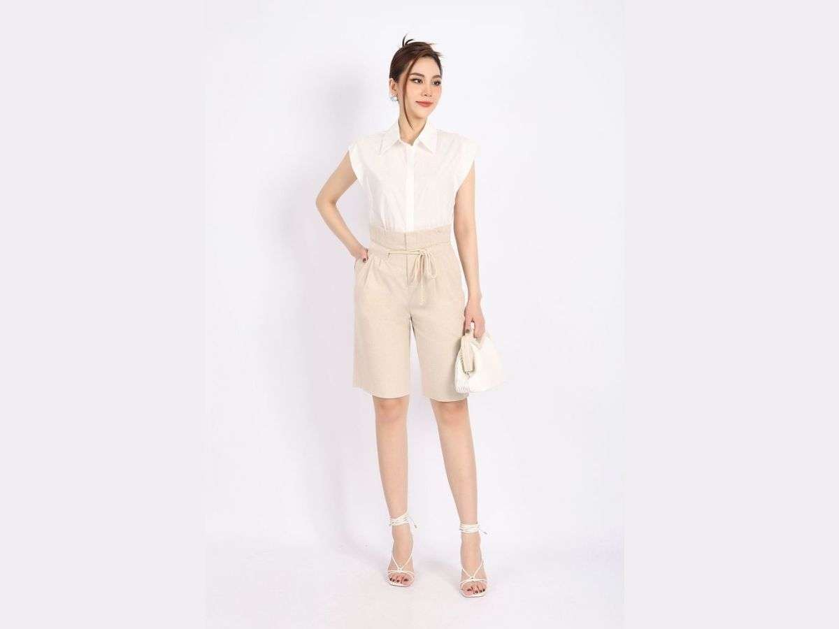 Quần short lửng vải linen với độ thoáng mát tuyệt đối, giúp nàng tự tin khoe vẻ năng động, trẻ trung