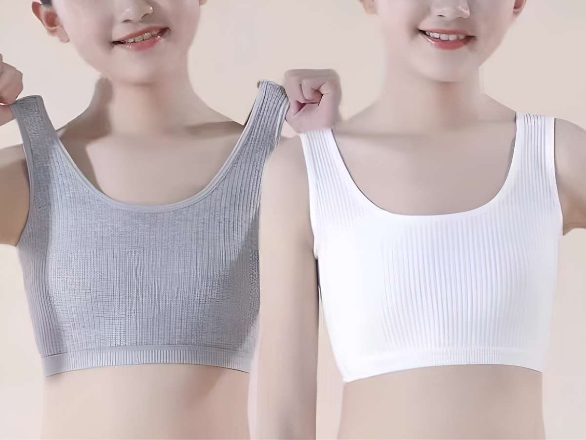 Chất liệu áo lót là yếu tố đầu tiên và quan trọng nhất khi chọn áo lót cho bé gái