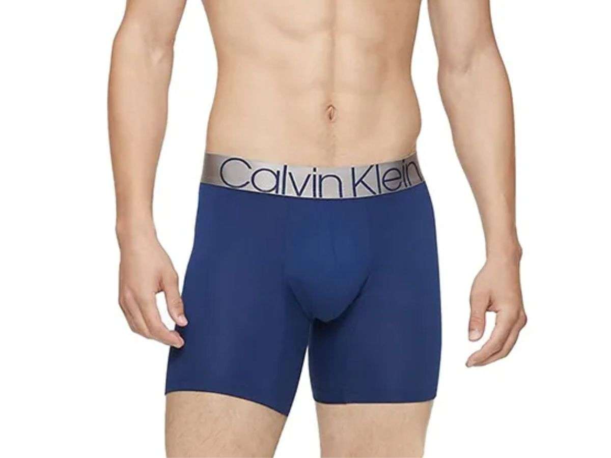 Quần lót nam Calvin Klein là một sản phẩm nổi bật thành công của Calvin Richard Klein