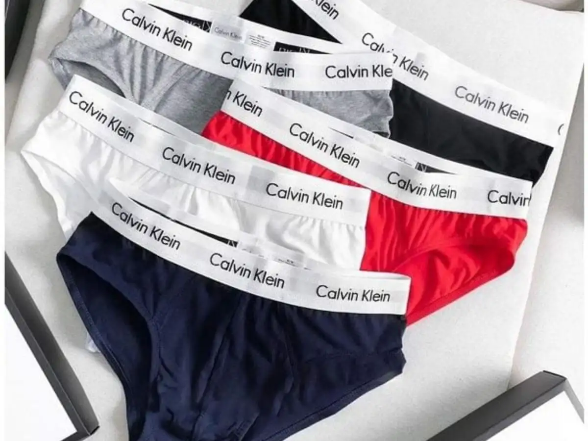 Quần lót nam Calvin Klein đều rất đa dạng về mẫu mã, kiểu dáng cũng như chủng loại