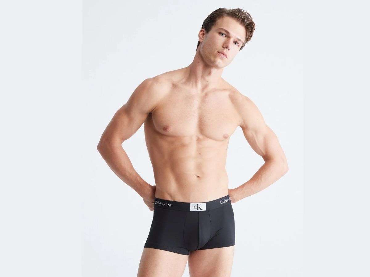 Quần lót nam Calvin Klein One Print dành cho những ai thích màu sắc sặc sỡ, khác lạ