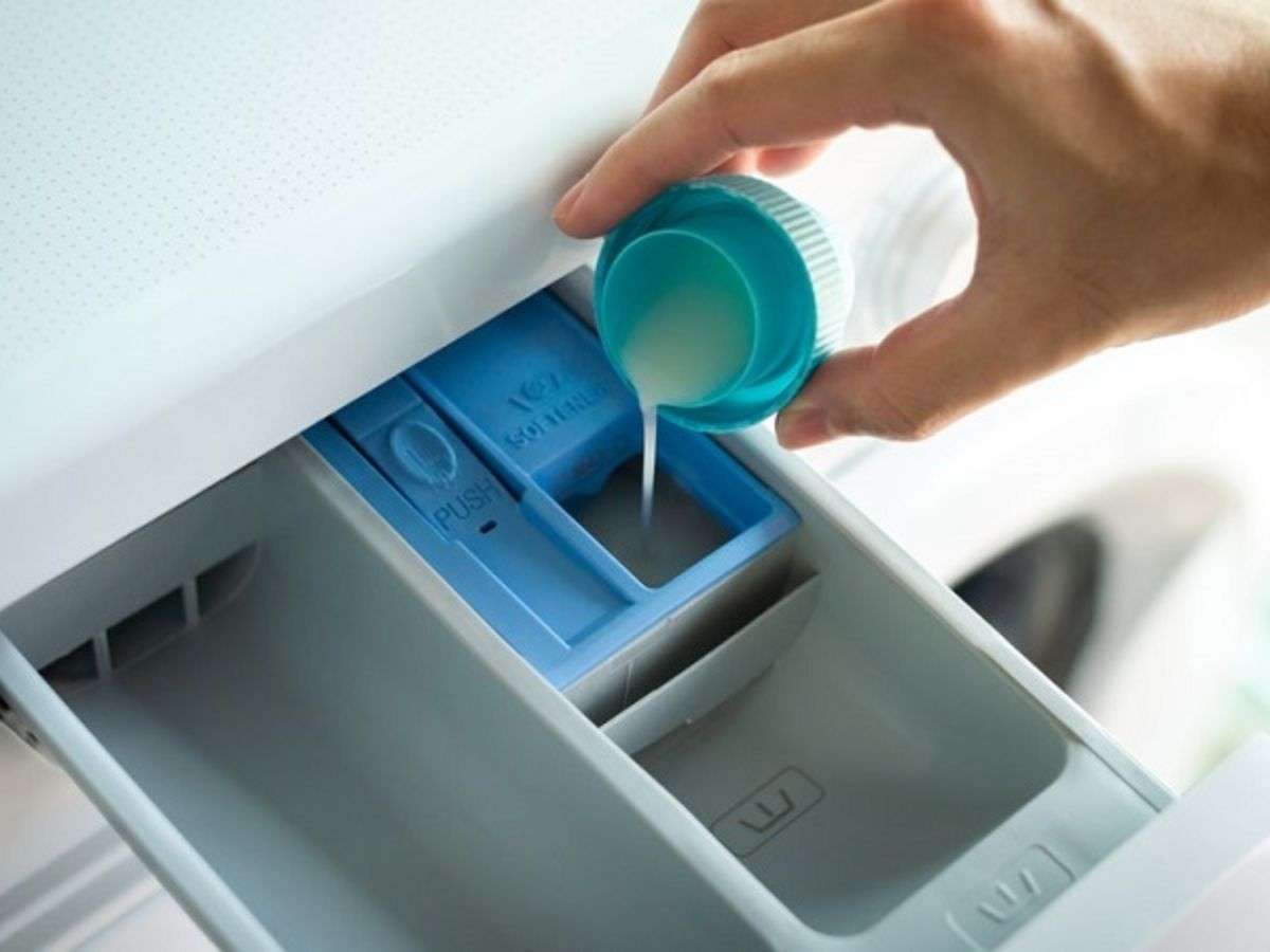 Nước giặt và nước xả