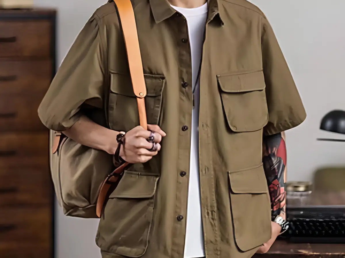 Linh hồn của phong cách military nằm ở chất liệu