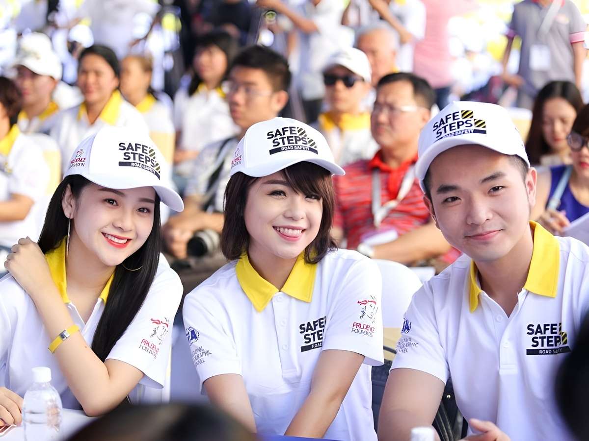 Lợi ích của mũ đồng phục đối với doanh nghiệp