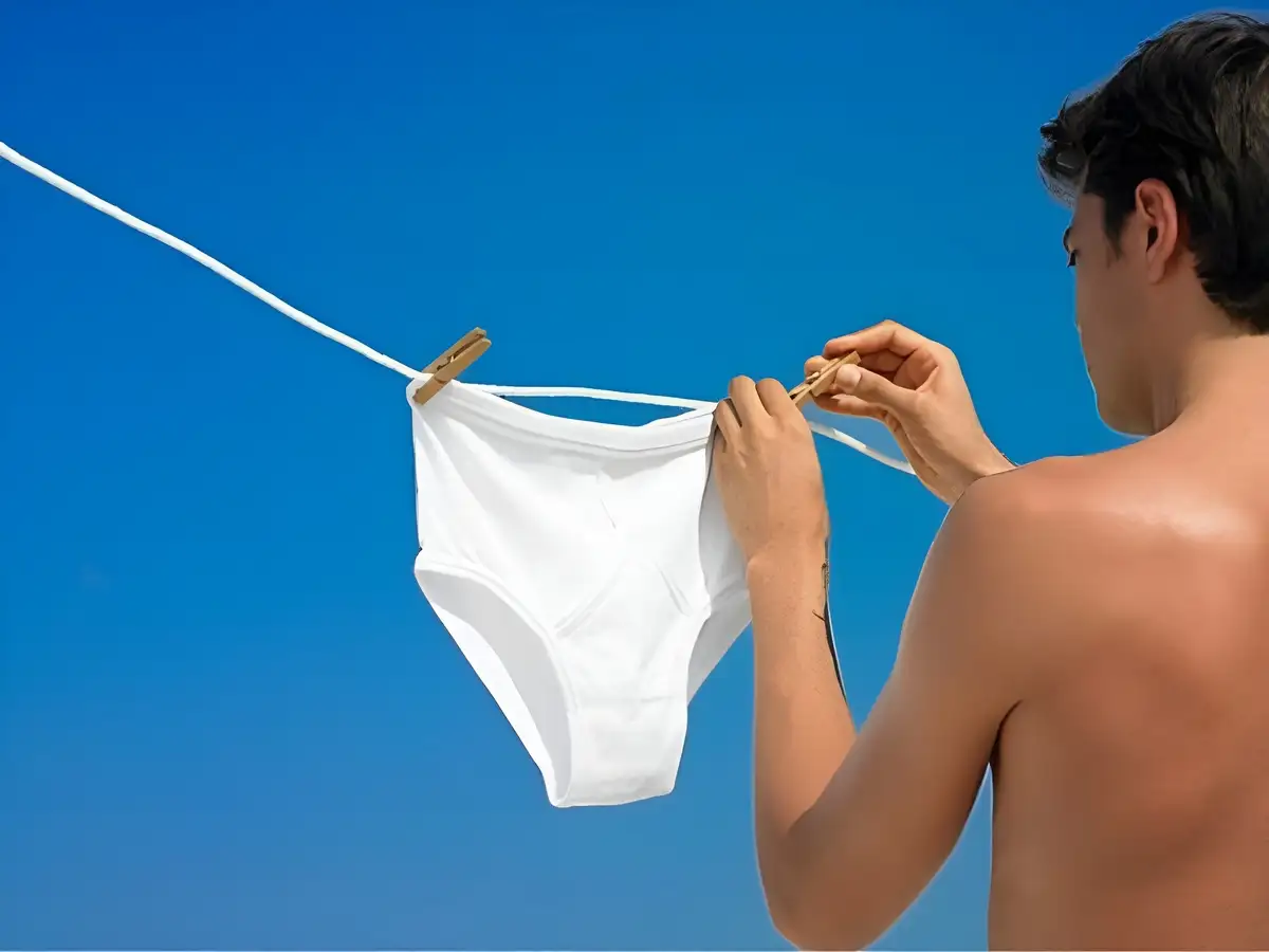 Bao lâu nên giặt và gấp quần lót một lần?