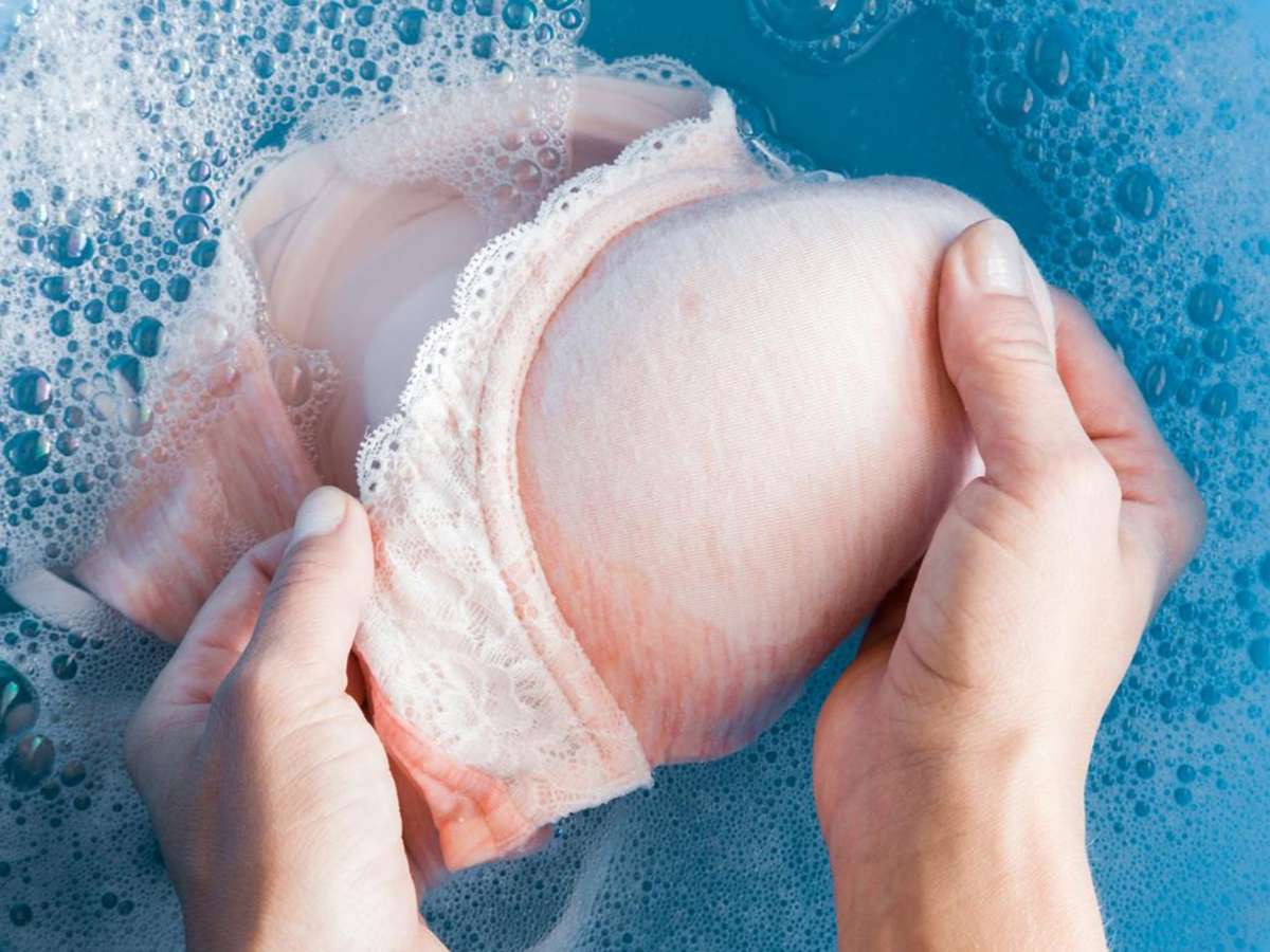 Cách giặt áo bra dán dây rút