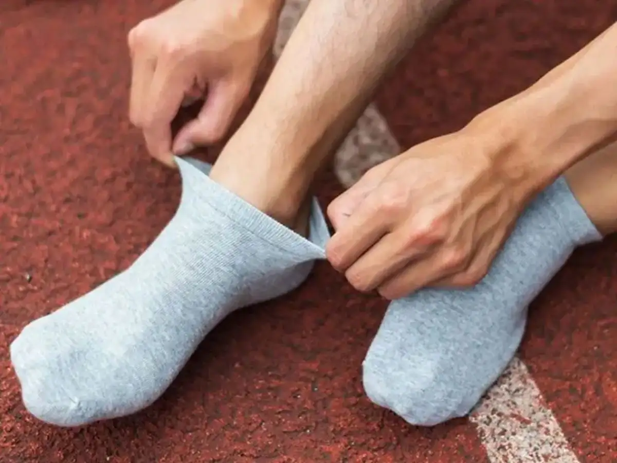 Chọn mua tất vớ có độ đàn hồi tốt