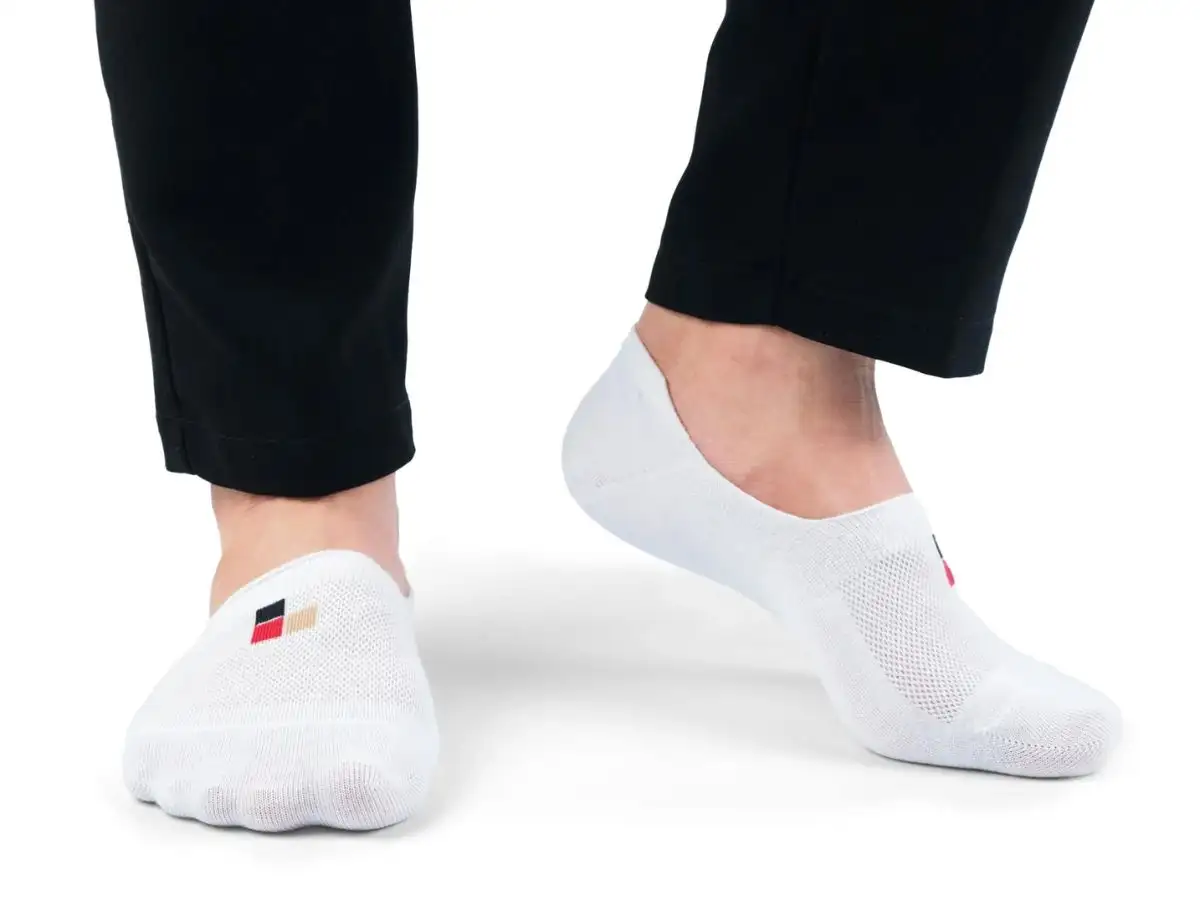 Nên chọn vớ lười khi mang giày lười 