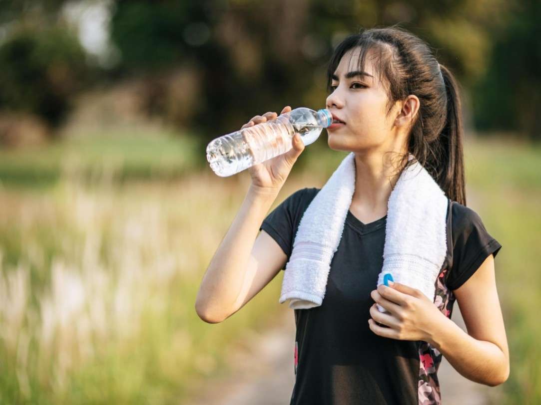 Cung cấp đủ nước để chạy bộ tốt hơn