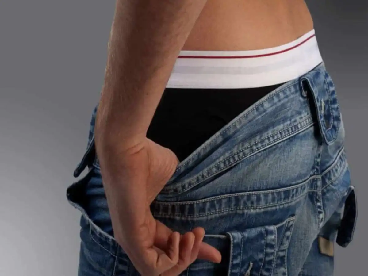 Những mẹo tránh lộ viền quần lót nam 