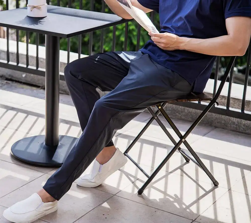 Quần dài jogger nam daily pants sợi sorona trong bộ outfit thường ngày