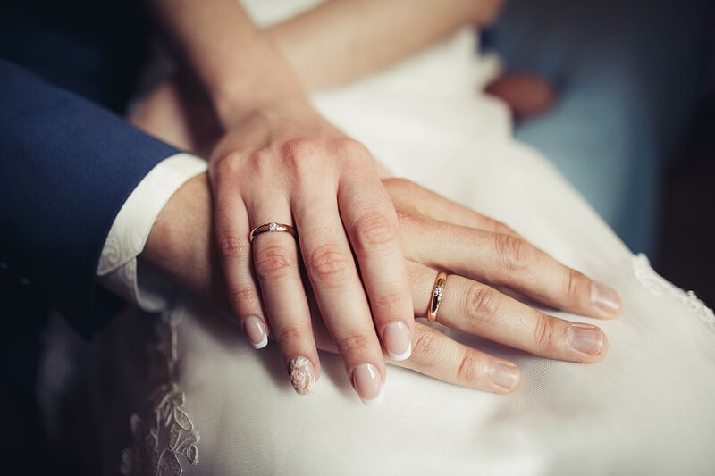 Những cấm kỵ khi đeo nhẫn cưới khiến hôn nhân dễ tan vỡ