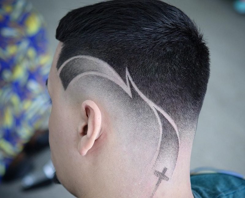 Tóc Buzz cut tattoo 2