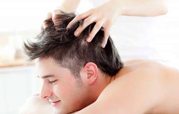 Massage cho da đầu mỗi ngày