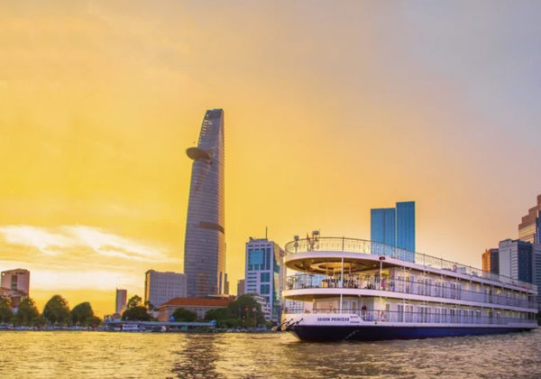 Khám Phá Sài Gòn Về Đêm Cùng du thuyền Saigon Princess
