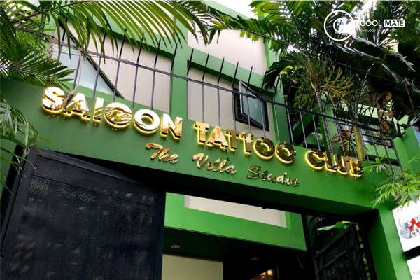Hình xăm lông vũ tại Saigon Tattoo Club khá ấn tượng