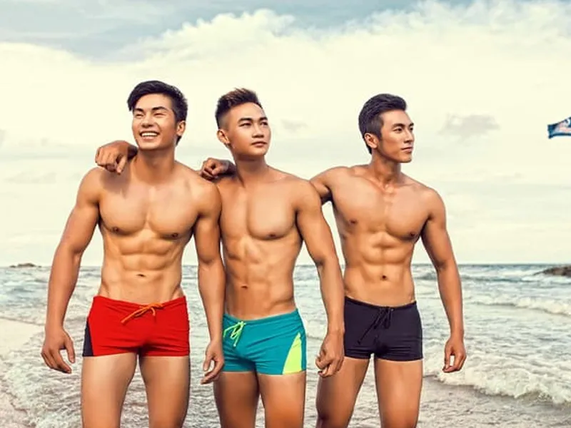 Tự mua và sử dụng quần lót riêng