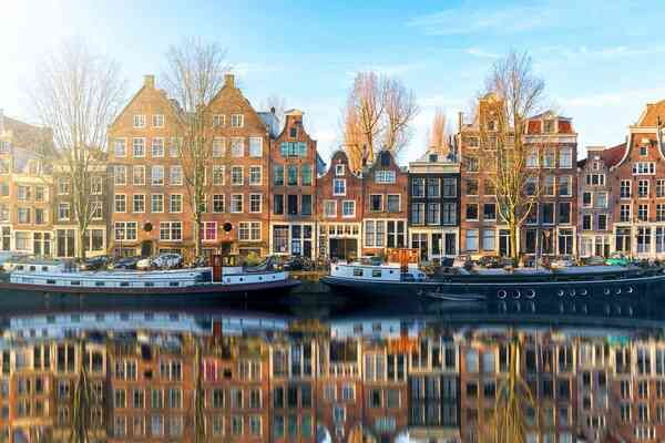 Amsterdam, thành phố của nghệ thuật và văn hóa